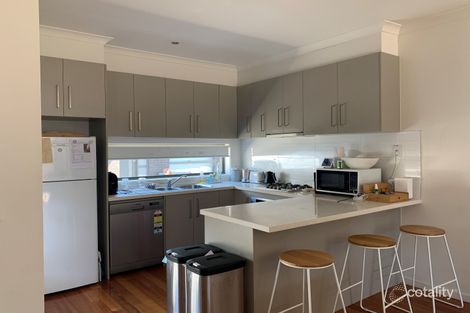 Property photo of 8/2-4 Devon Road Pascoe Vale VIC 3044