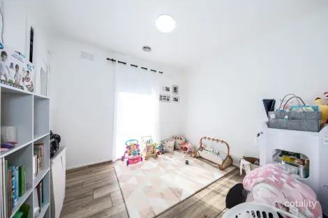 Property photo of 1/2-4 Brooklyn Road Melton South VIC 3338
