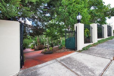 Property photo of 28 Struan Avenue Mooroolbark VIC 3138