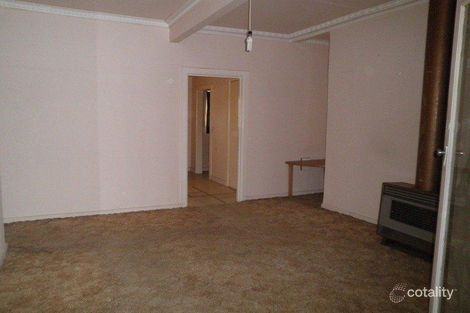 Property photo of 2 Almond Avenue Brooklyn VIC 3012