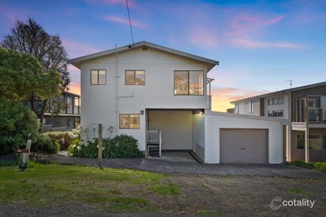 Property photo of 13 Hollywood Crescent Smiths Beach VIC 3922