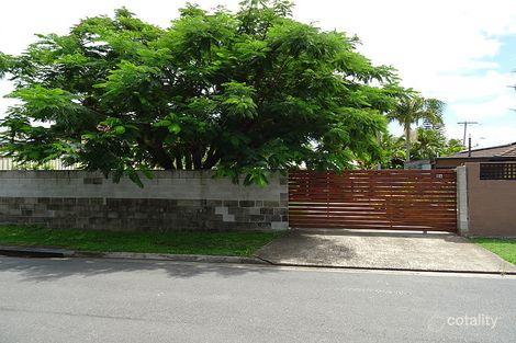 Property photo of 84 Central Street Labrador QLD 4215