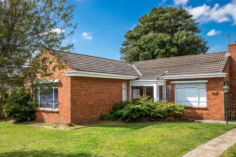 34 Manuka St, Bentleigh East, VIC 3165