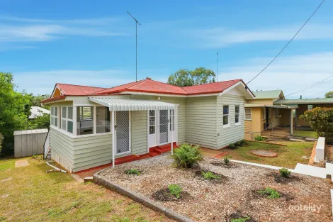 6 Miriam St, Holland Park West, QLD 4121