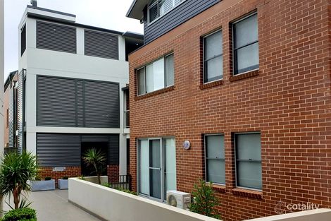 Property photo of 6/1-5 Parkside Crescent Campbelltown NSW 2560