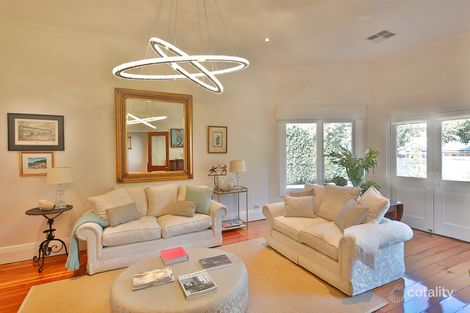 Property photo of 10 Myall Avenue Kensington Gardens SA 5068