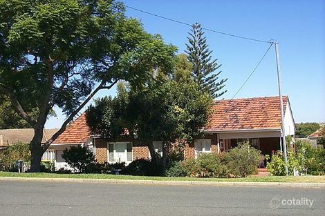 7 Redwood Cres, Melville, WA 6156