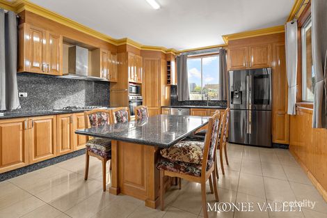 Property photo of 5 Arbor Terrace Avondale Heights VIC 3034