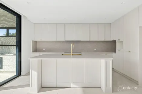 Property photo of 19 Collins Crescent Yagoona NSW 2199