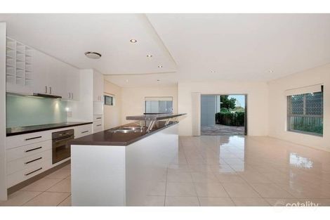 29 Bauer St, Southport, QLD 4215