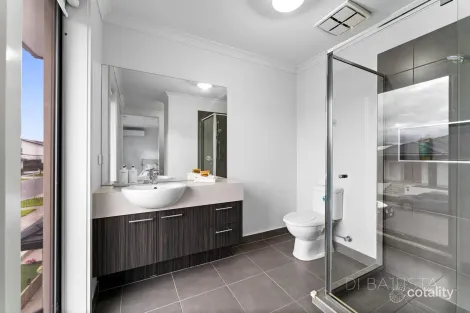 Property photo of 13 Archipelago Drive Craigieburn VIC 3064