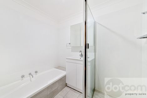Property photo of 12/205A Albany Street Point Frederick NSW 2250