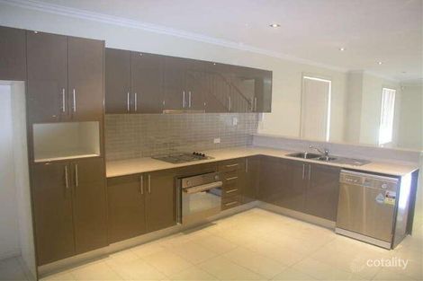 8 Carhullen St, Merrylands, NSW 2160