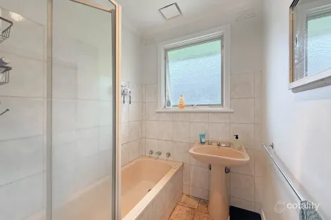 Property photo of 8 Sinclair Street Warragul VIC 3820