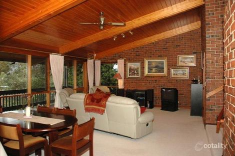 Property photo of 8 Chauvel Court Highbury SA 5089