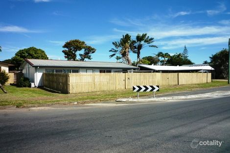 1 Holts Rd, Beaconsfield, QLD 4740