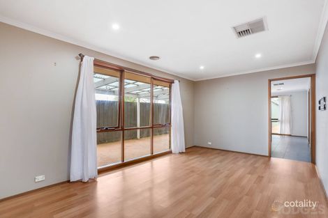 Property photo of 1 Melton Close Werribee VIC 3030