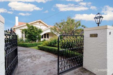 18 Leslie Rd, Essendon, VIC 3040
