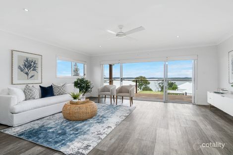 Property photo of 34 Wilson Esplanade Redland Bay QLD 4165