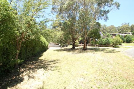 16 Bacchus Cres, Millgrove, VIC 3799