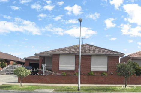 53 Hinrichsen Dr, Hallam, VIC 3803