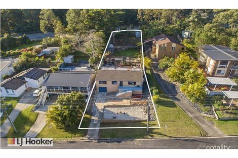 Property photo of 56 Aubrey Crescent Coffs Harbour NSW 2450