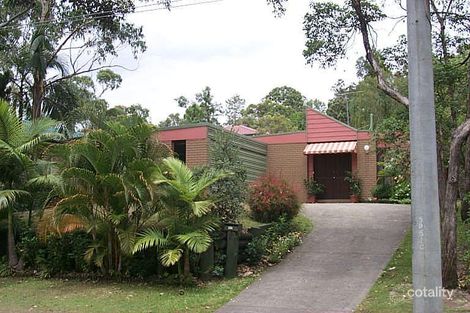 32 Tucker St, Chapel Hill, QLD 4069