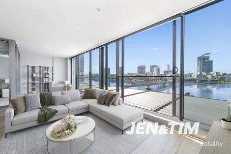 Property photo of 708/7 Half Street Wentworth Point NSW 2127