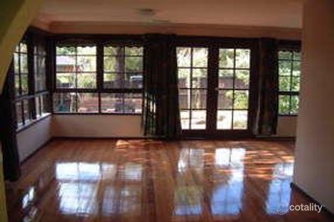 Property photo of 16 Chivalry Avenue Glen Waverley VIC 3150