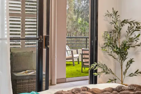 Property photo of 2/1 Great Hall Drive Miami QLD 4220