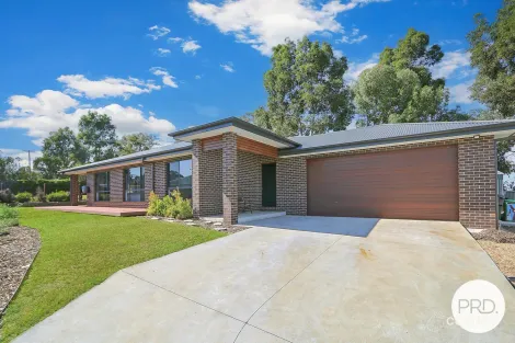 70 Stockman Cct, Thurgoona, NSW 2640