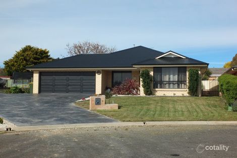 Property photo of 8 Hunt Place Blayney NSW 2799