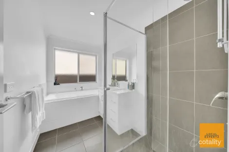 Property photo of 3 Egremont Avenue Tarneit VIC 3029