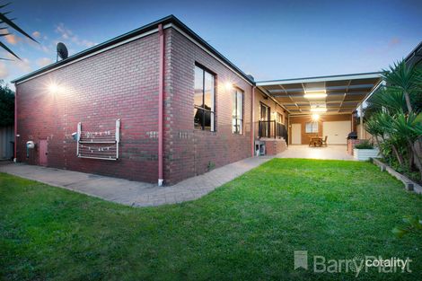 Property photo of 19 Trumpington Terrace Attwood VIC 3049