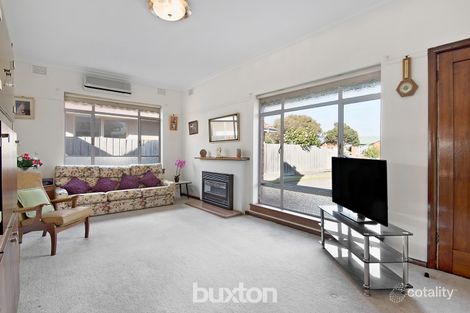 Property photo of 67 Teddington Road Hampton VIC 3188