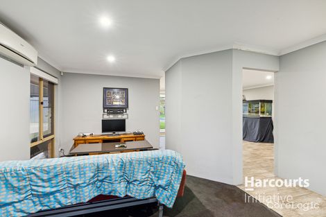 Property photo of 13 Rosella Circle Ballajura WA 6066