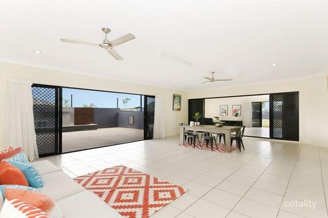 Property photo of 39 Shoalmarra Drive Mount Low QLD 4818