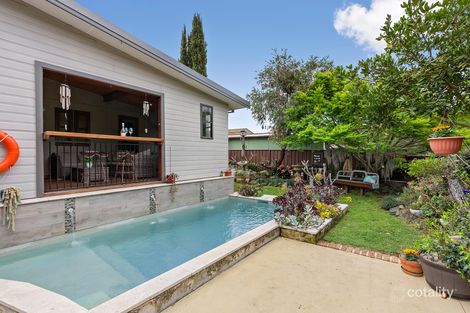Property photo of 6 Eleebana Crescent Koonawarra NSW 2530