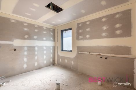 Property photo of 22 Casey Circuit West Bathurst NSW 2795
