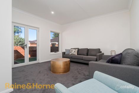 Property photo of 4 Eurdein Lane Wagga Wagga NSW 2650