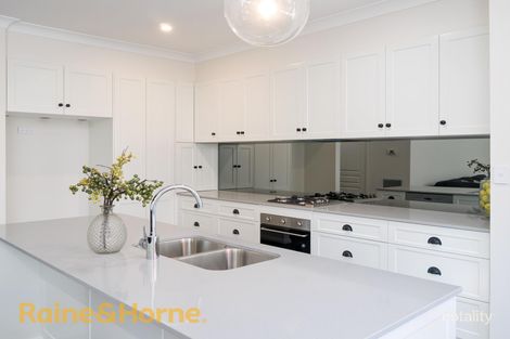 Property photo of 4 Eurdein Lane Wagga Wagga NSW 2650