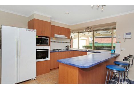Property photo of 4 Taurima Court Burnside VIC 3023