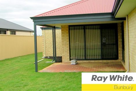 Property photo of 18 Walton Approach Dalyellup WA 6230