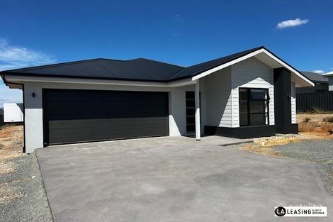 19 Ridley Ave, Leneva, VIC 3691