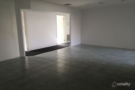 Property photo of 3 Kanmore Crescent Hillside VIC 3037
