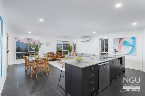 Property photo of 98 Daydream Crescent Springfield Lakes QLD 4300