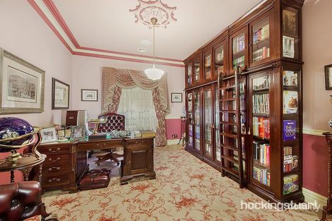 Property photo of 11 Golders Green Walk Caroline Springs VIC 3023