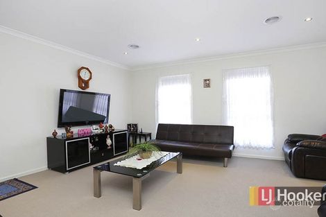 Property photo of 1/28 Elder Road Hoppers Crossing VIC 3029