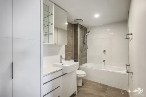 Property photo of 986 Wynnum Road Cannon Hill QLD 4170