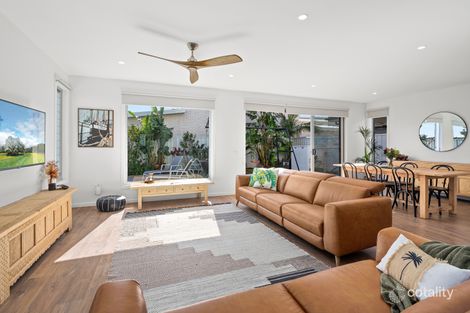 Property photo of 10 Red Sands Avenue Shell Cove NSW 2529